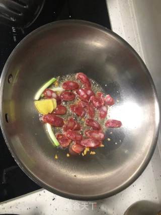 花菜炒腊肠的做法步骤：4