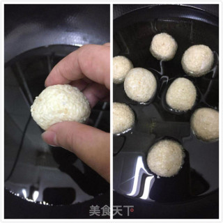 四川妹教你做麻球，掌握这个窍门，不掉芝麻不爆开，麻香松脆的做法步骤：6
