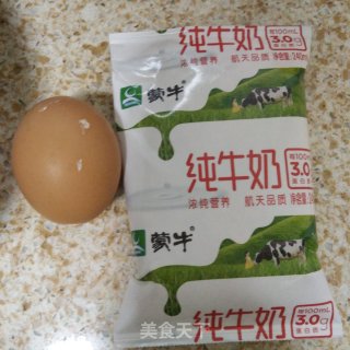 牛奶小油条的做法步骤：2