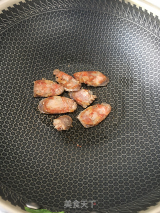 “腊味”腊肠拌黄瓜的做法步骤：13
