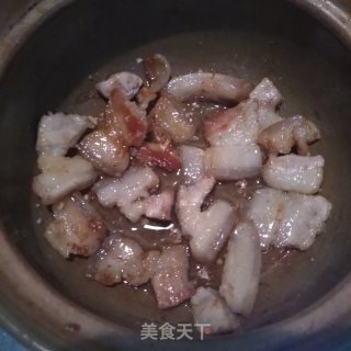 鲢鱼腩肉煲的做法步骤：8