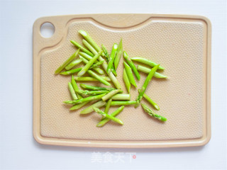 藜麦芦笋沙拉的做法步骤：3