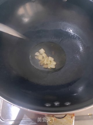 红烧鸡爪的做法步骤：4