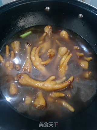 红烧鸡爪的做法步骤：6