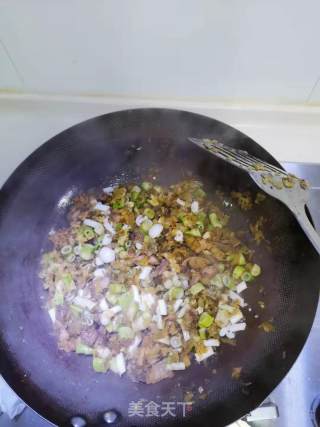雪菜肉丝炒春笋的做法步骤：5
