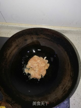 杏鲍菇木耳炒鸡片的做法步骤：3