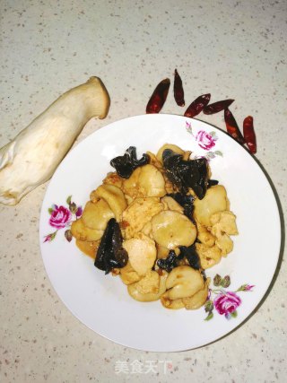 杏鲍菇木耳炒鸡片的做法步骤：5