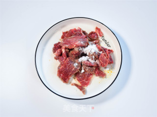 鲜生滚牛肉粥的做法步骤：4