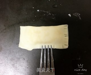 馄饨皮版苹果派的做法步骤：11