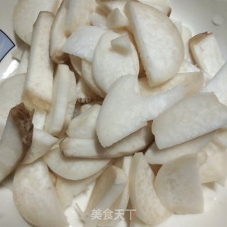 鸡蛋杏鲍菇荞麦面的做法步骤：1