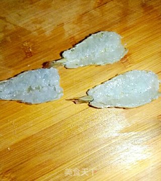 蒜蓉蒸虾的做法步骤：2