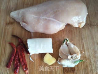 椒盐鸡柳条的做法步骤：1