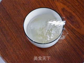 木瓜牛奶冻的做法步骤：2