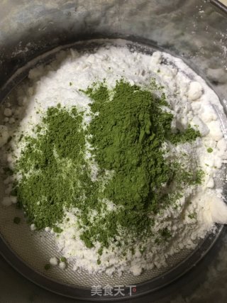 抹茶蒸蛋糕的做法步骤：3