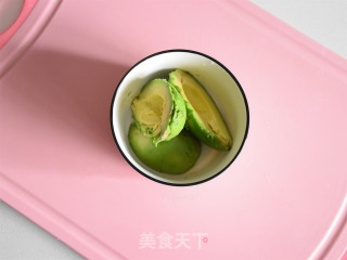 牛油果手抓饼的做法步骤：3
