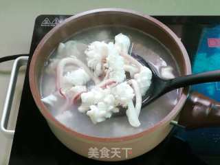 泡椒番茄鱿鱼卷的做法步骤：5