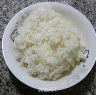 瘦肉丝泡菜炒饭的做法步骤：1