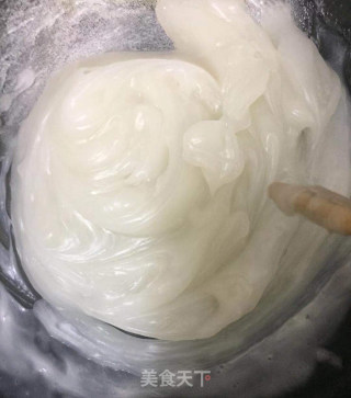 传统红薯凉粉，10分钟学会，劲道爽滑，十足的减肥利器的做法步骤：4