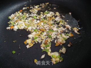 炒蚝油蘑菇的做法步骤：4
