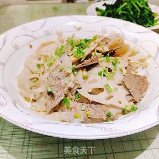 猪肝拌藕片的做法步骤：3