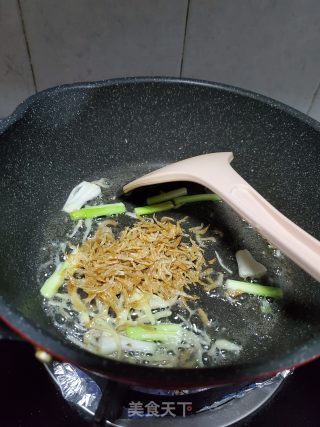 虾皮炒萝卜丝的做法步骤：5