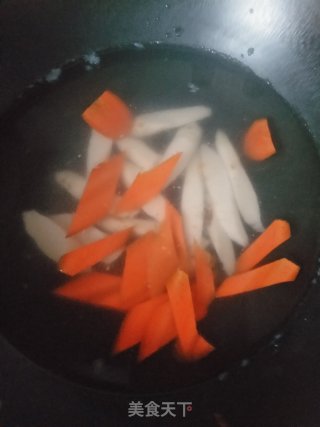 山药炒木耳的做法步骤：4