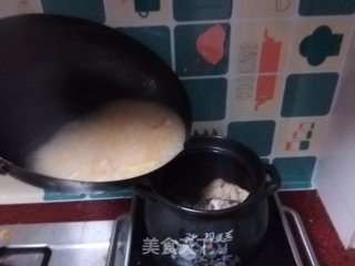 茵陈鲫鱼汤的做法步骤：12