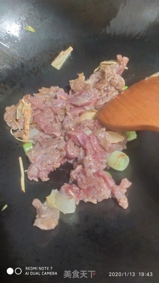 羊肉炒儿菜的做法步骤：5
