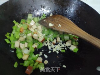 素鸡炒芹菜的做法步骤：5