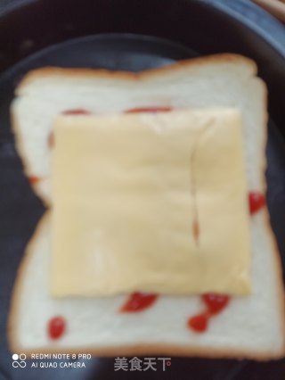 火腿煎蛋三明治的做法步骤：8