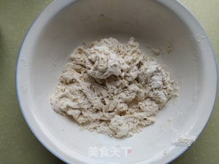 火腿鸡蛋卷的做法步骤：2