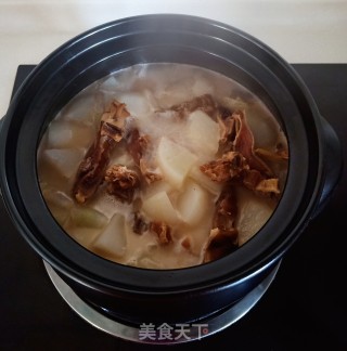 腊鸭腿焖萝卜的做法步骤：12