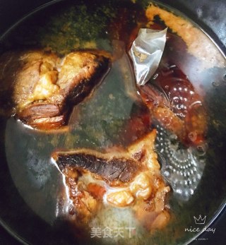 卤牛肉的做法步骤：10
