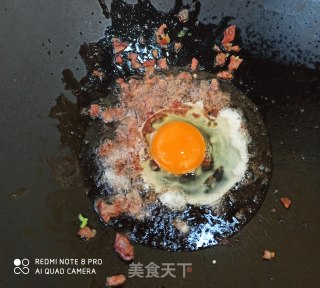 香芹腊肠鸡蛋炒饭的做法步骤：4