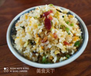 香芹腊肠鸡蛋炒饭的做法步骤：10