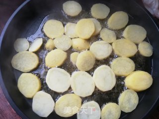 孜然香辣土豆片的做法步骤：6