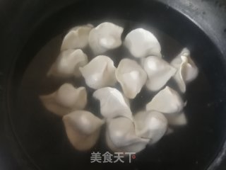 浇汁饺子的做法步骤：2