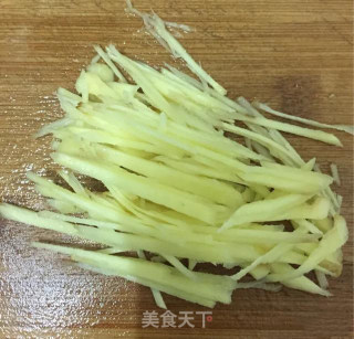 四川酥鱼如何炸，才能又酥又脆，这种方法不可少的做法步骤：2