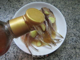 蒸橡皮鱼鲞的做法步骤：2