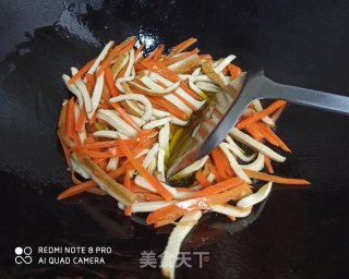 青蒜胡萝卜炒香干的做法步骤：5