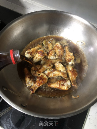 可乐鸡翅根的做法步骤：8