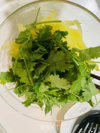 凉拌香菜土豆丝的做法步骤：5