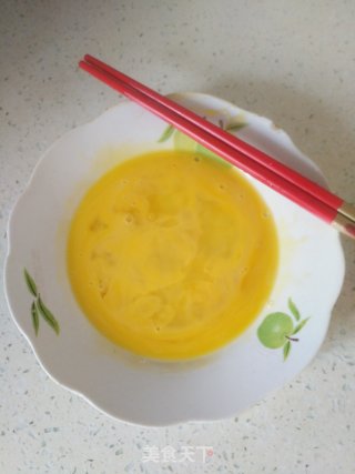 火腿鸡蛋炒饭的做法步骤：2