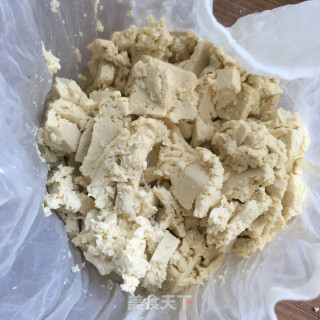 炸豆腐肉丸子的做法步骤：4