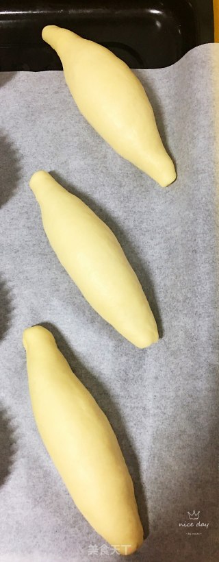 沙拉香松包的做法步骤：6