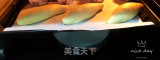 沙拉香松包的做法步骤：7