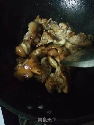 红烧猪脚的做法步骤：6
