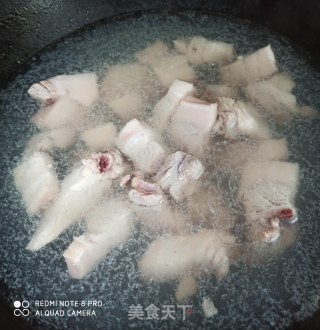 笋干烧肉的做法步骤：2