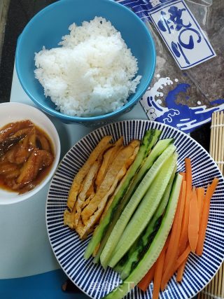 鳗鱼寿司的做法步骤：1