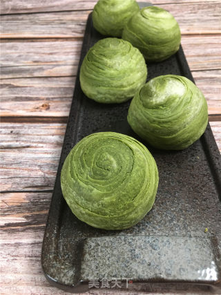 第十个抹茶味食谱，抹茶红豆千层酥的做法，酥到掉渣的美味的做法步骤：13